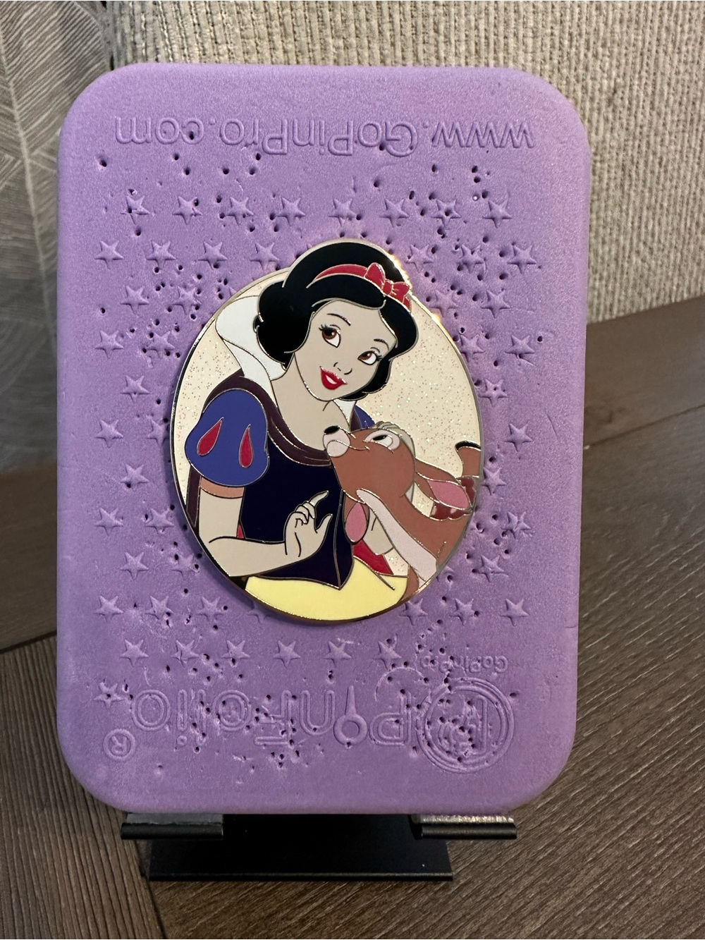 PALM Disney Princesses and Sidekicks Care for your World - Snow White Pin
